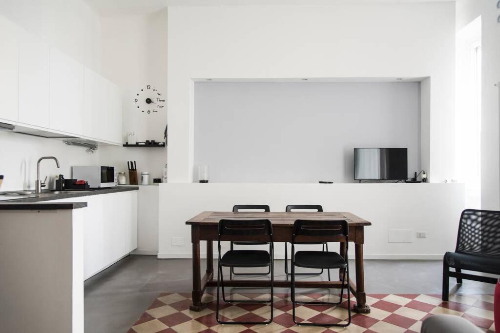 Mico 1 Bedroom Apartment - Youhosty Милан Экстерьер фото